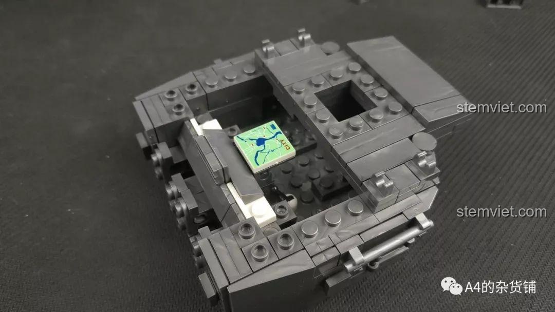 Cơ chế gắn nòng pháo vào tháp pháo của mô hình Xe tăng Panzer IV F2 KAZI KY82010.