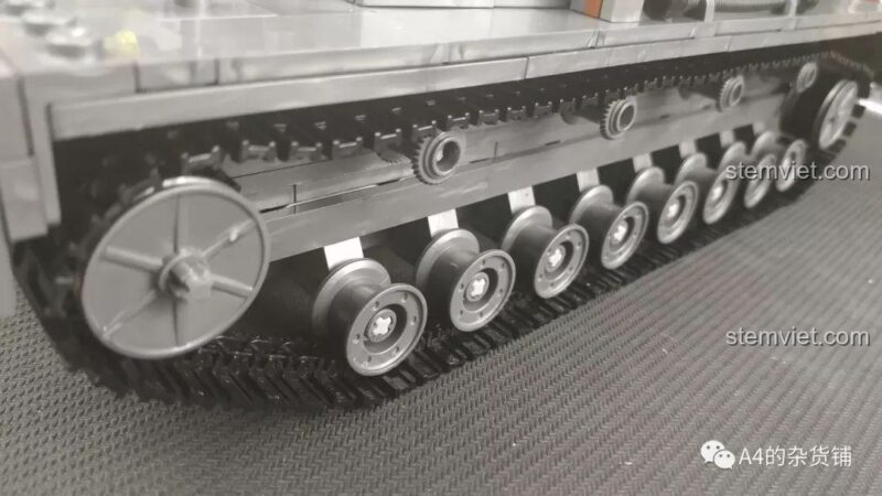 Quá trình lắp ráp tháp pháo của Xe tăng Panzer IV F2 KAZI KY82010.