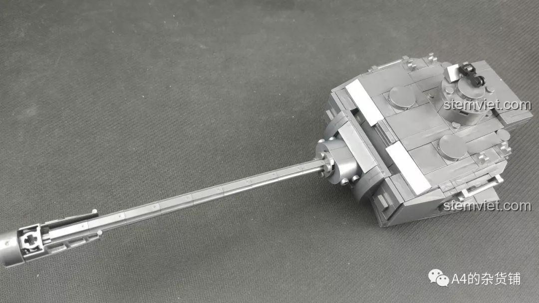 Thiết kế tháp pháo có thể tháo rời dễ dàng để xem nội thất bên trong của xe tăng KAZI KY82010.