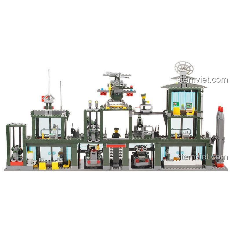 Mô hình Trụ sở Lục quân KAZI KY84011 nhìn từ bên cạnh, thể hiện chi tiết các khu vực.