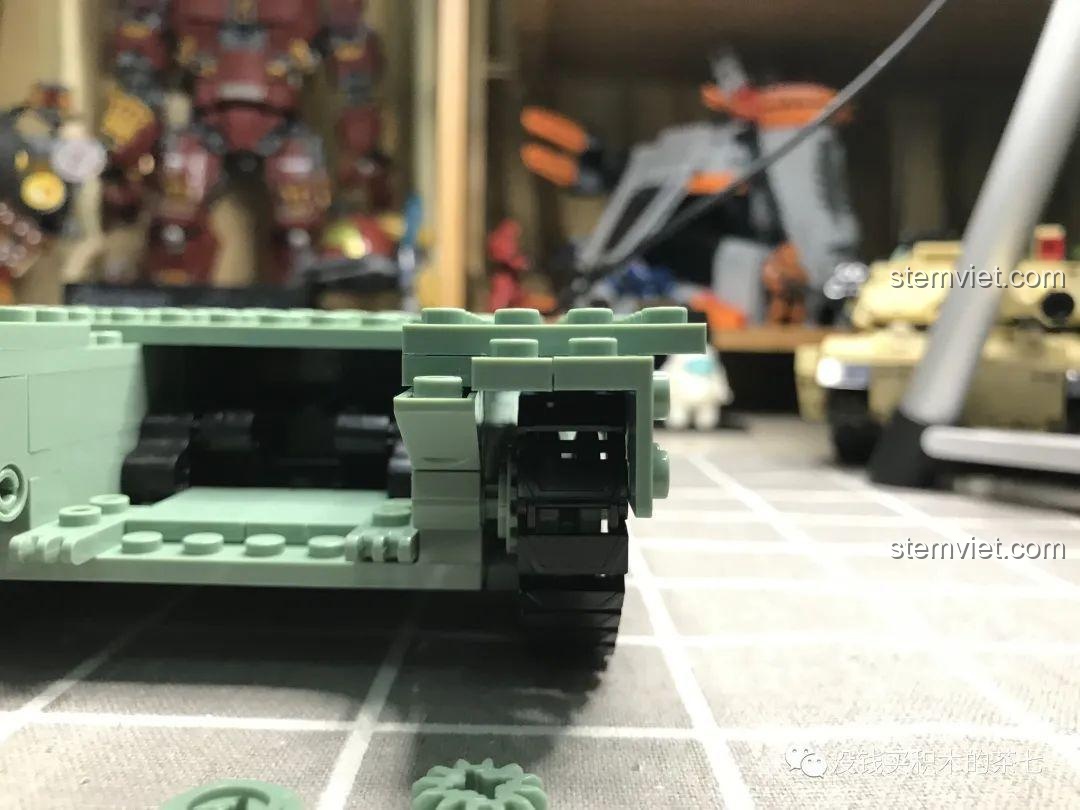 Kết quả sau khi điều chỉnh, xích xe tăng Jiazhi 0101 đã thẳng và đẹp hơn.