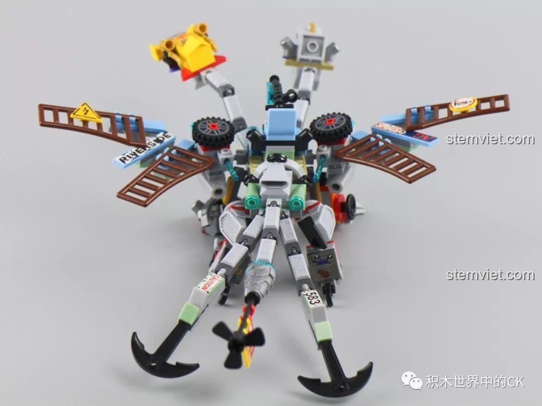 Mô hình Rồng máy phế liệu Winner 8056 được tạo dáng linh hoạt nhờ các khớp nối bi.
