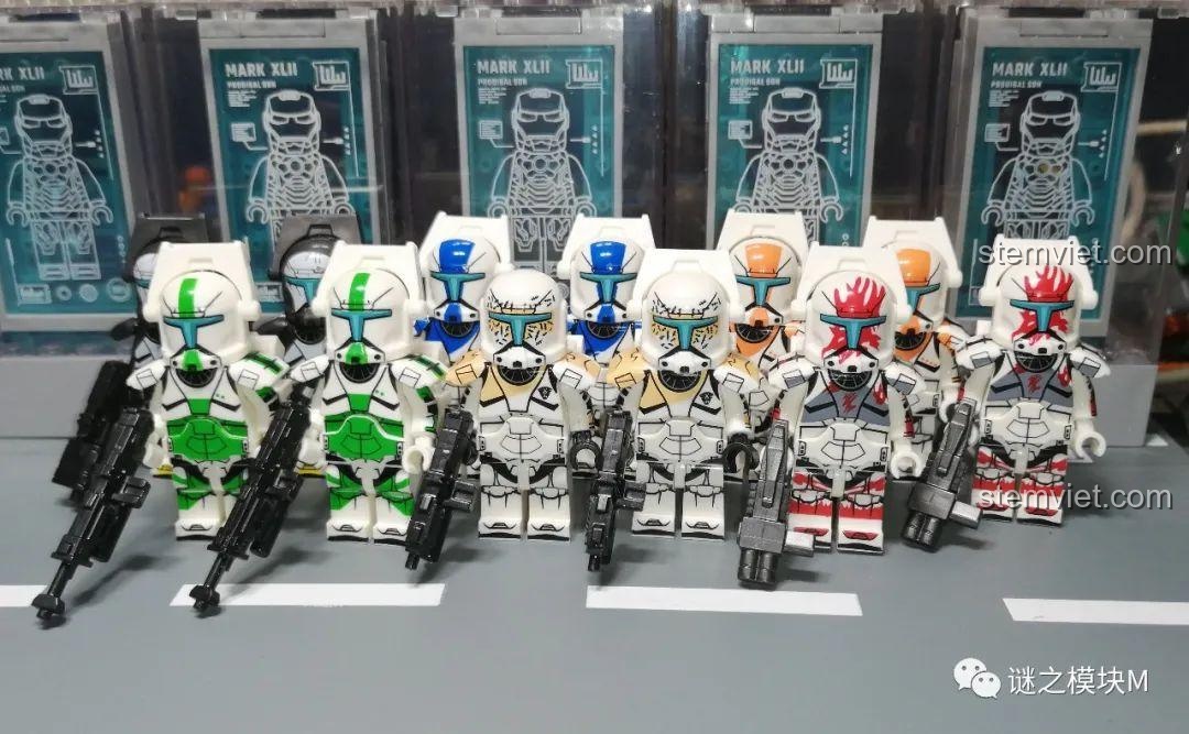 Ảnh chụp chung cả đội minifigure Koruit KT1049, thể hiện sự đa dạng và chi tiết.