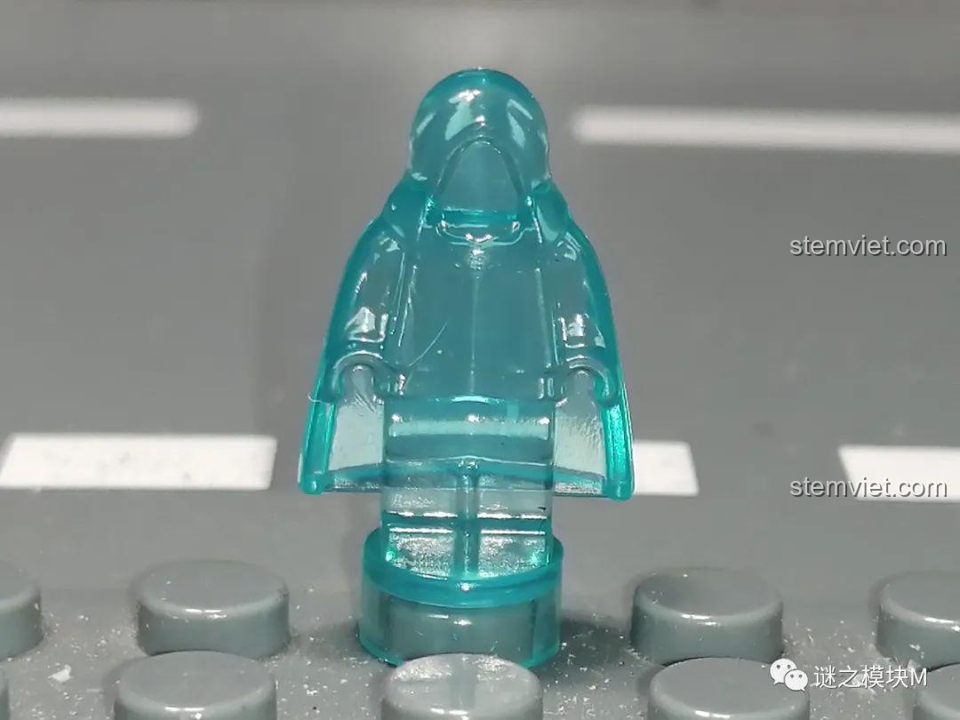 Bộ đồ chơi Minifigures Star Wars Koruit KT1052, ảnh review người dùng chụp Artillery Stormtrooper với khuôn mặt vẽ thêm.