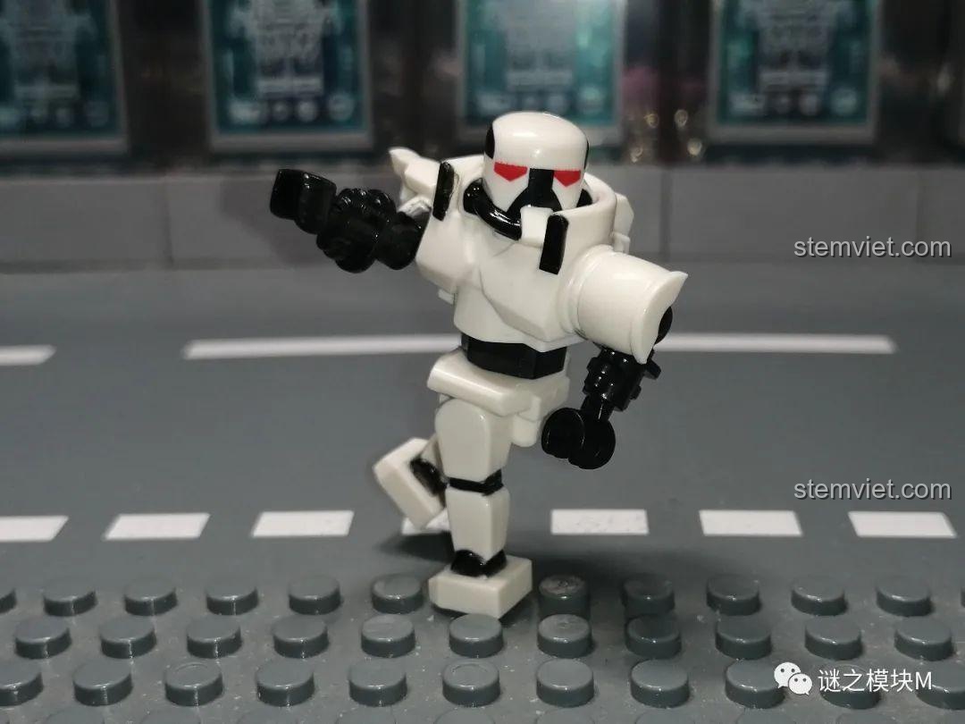 Mặt sau minifigure Moff Gideon trong Bộ minifigure Chiến tranh giữa các vì sao XP 342.