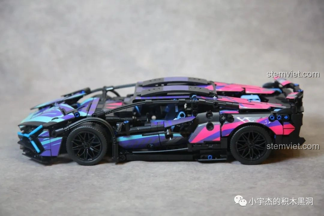 Mô hình Lamborghini Sián FKP 37 Cyberpunk MK6002 đã dán decal hoàn chỉnh, thể hiện phong cách Cyberpunk độc đáo và màu sắc nổi bật.