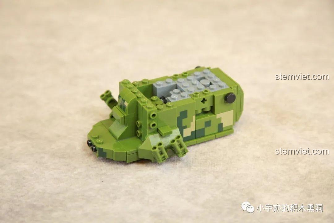 Bắt đầu lắp ráp phần tháp pháo của bộ lắp ghép Xe chiến đấu phòng không Type 09.