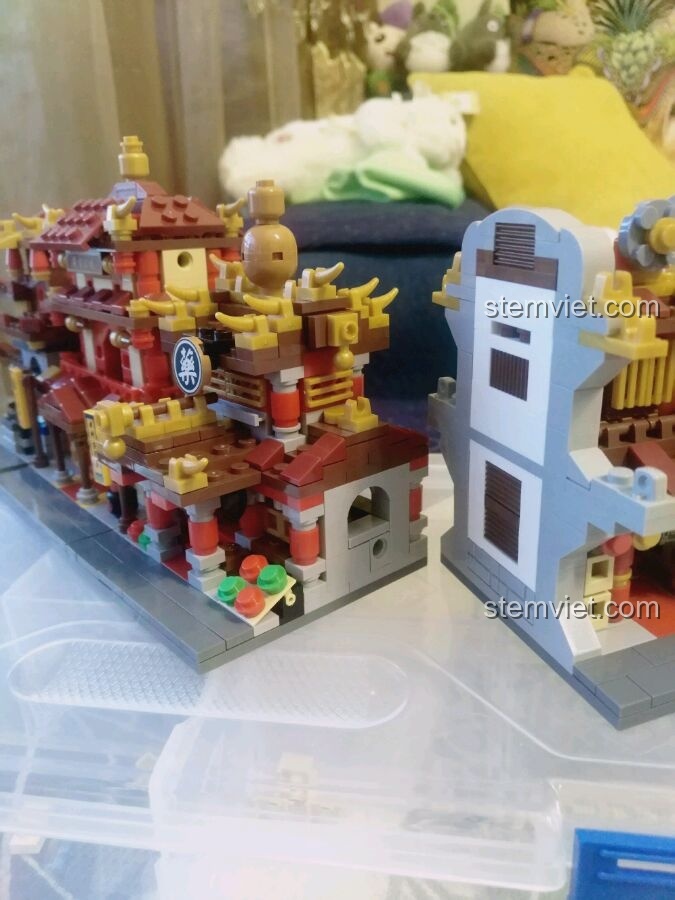 Vấn đề khi lắp ráp bộ lắp ráp Hiệu Thuốc Bắc cho trẻ trên 10 tuổi: lỗ chờ bị sai vị trí.