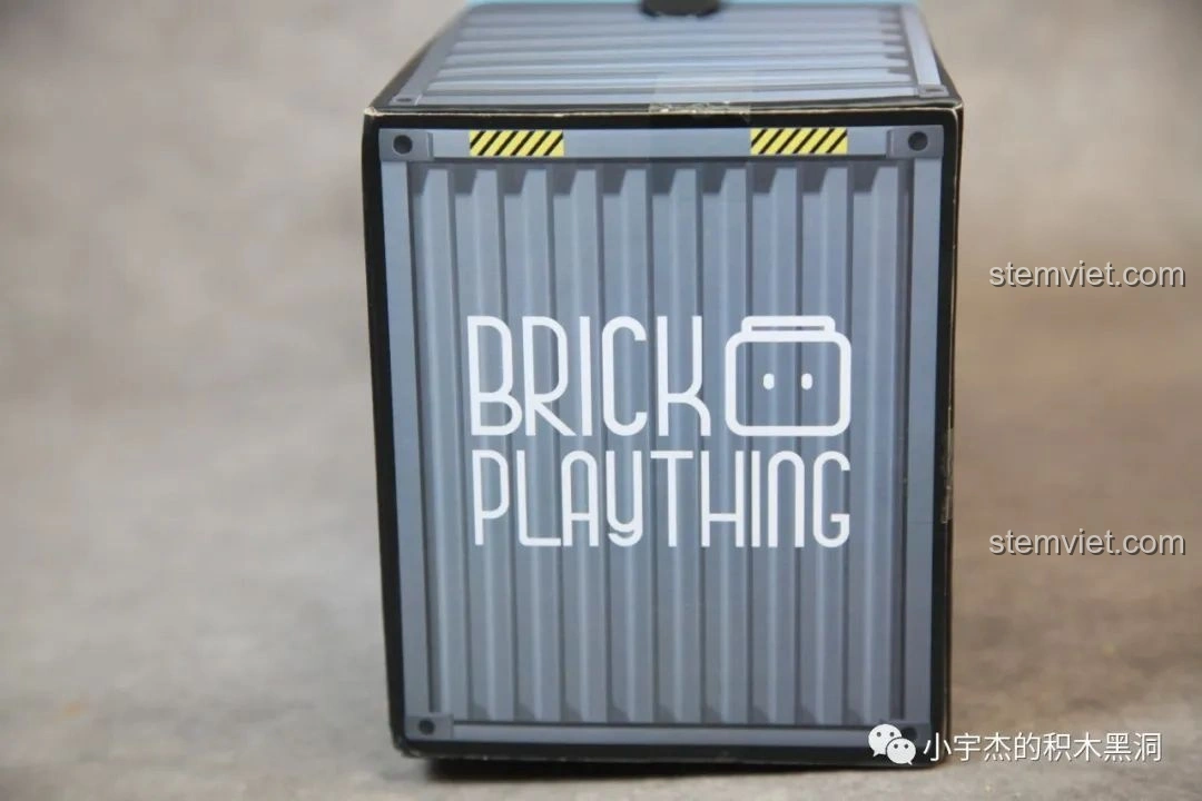 Logo Brick Plaything trên hộp bộ lắp ráp Lamborghini Sián FKP 37 Cyberpunk MK6002, khẳng định thương hiệu sản phẩm.