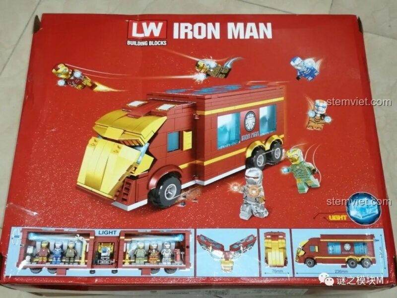 Mặt sau hộp bộ xếp hình LW Building Blocks 2038 Xe Tải Iron Man Di Động, thể hiện kích thước mô hình và tính năng đèn LED
