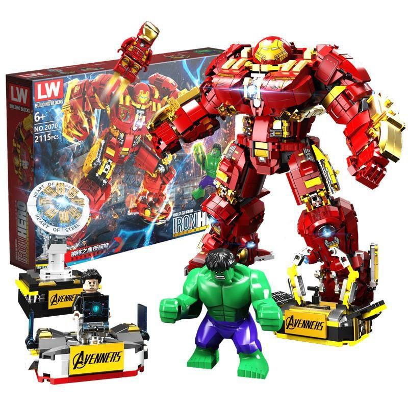 Bộ lắp ráp Người Sắt Phản Hulk Tối Thượng LW Building Blocks 2070 với mô hình lớn, có minifigure Hulk và Tony Stark, phù hợp bé trai 6 tuổi, giá tốt.