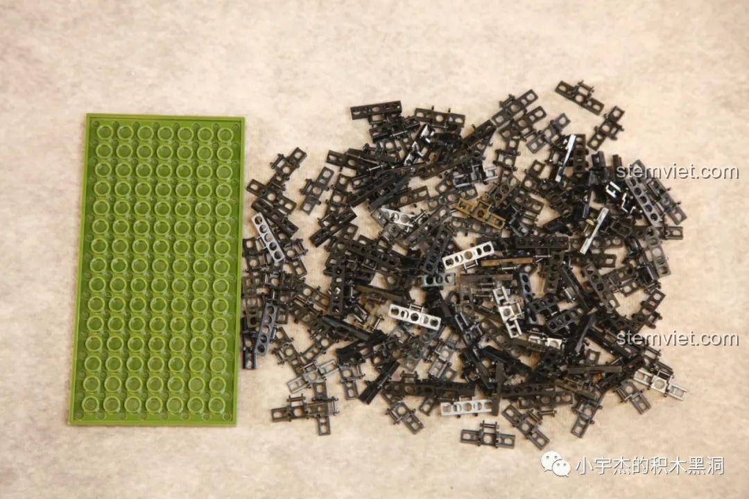 Cận cảnh các mắt xích chất lượng cao của đồ chơi mô hình Lá chắn thép di động Panlos Brick.