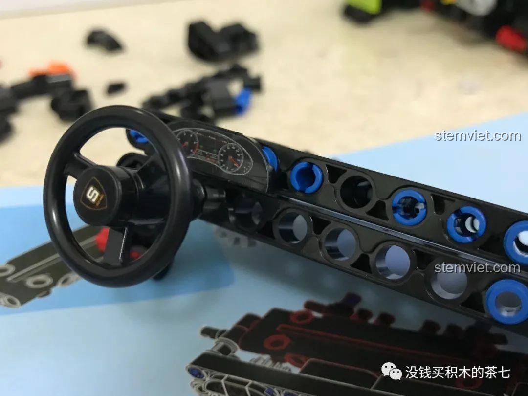 Bảng điều khiển và vô lăng của bộ lắp ráp Lamborghini Sián FKP 37 Meiji Blocks 8600, mô phỏng chân thực nội thất, phù hợp bé trai 6 tuổi, đáng tiền