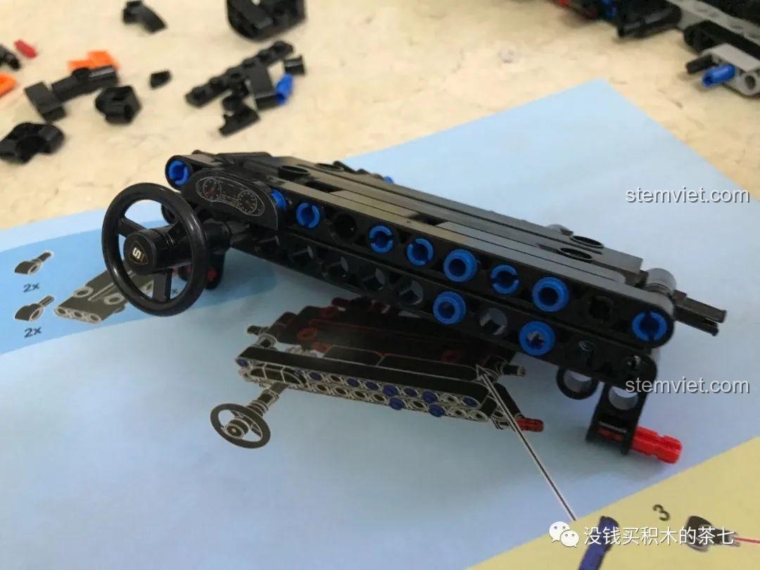 Một chi tiết đặc biệt khác trong đồ chơi xây dựng Mô hình siêu xe Lamborghini Sián Meiji Blocks 8600, độc đáo và thú vị, phù hợp bé trai 6 tuổi, giá tốt