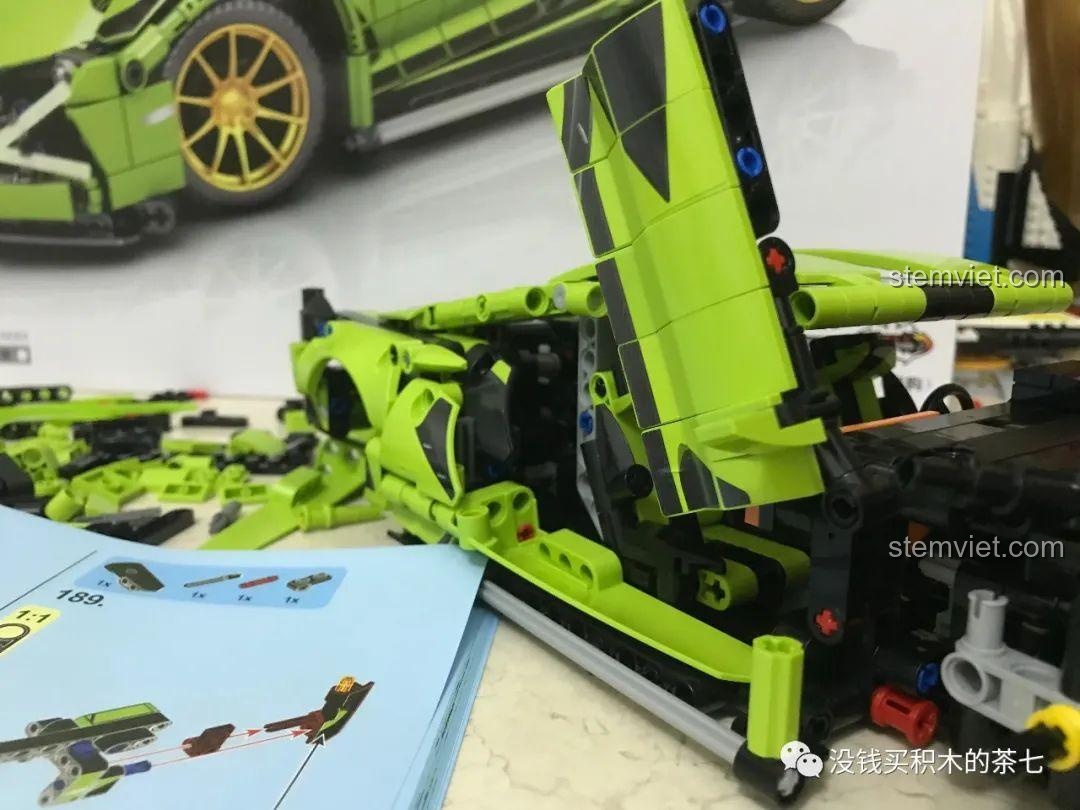 Cửa xe đồ chơi mô hình Lamborghini Sián FKP 37 Meiji Blocks 8600 với thiết kế mở cánh chim, phù hợp bé trai 6 tuổi, giá tiết kiệm