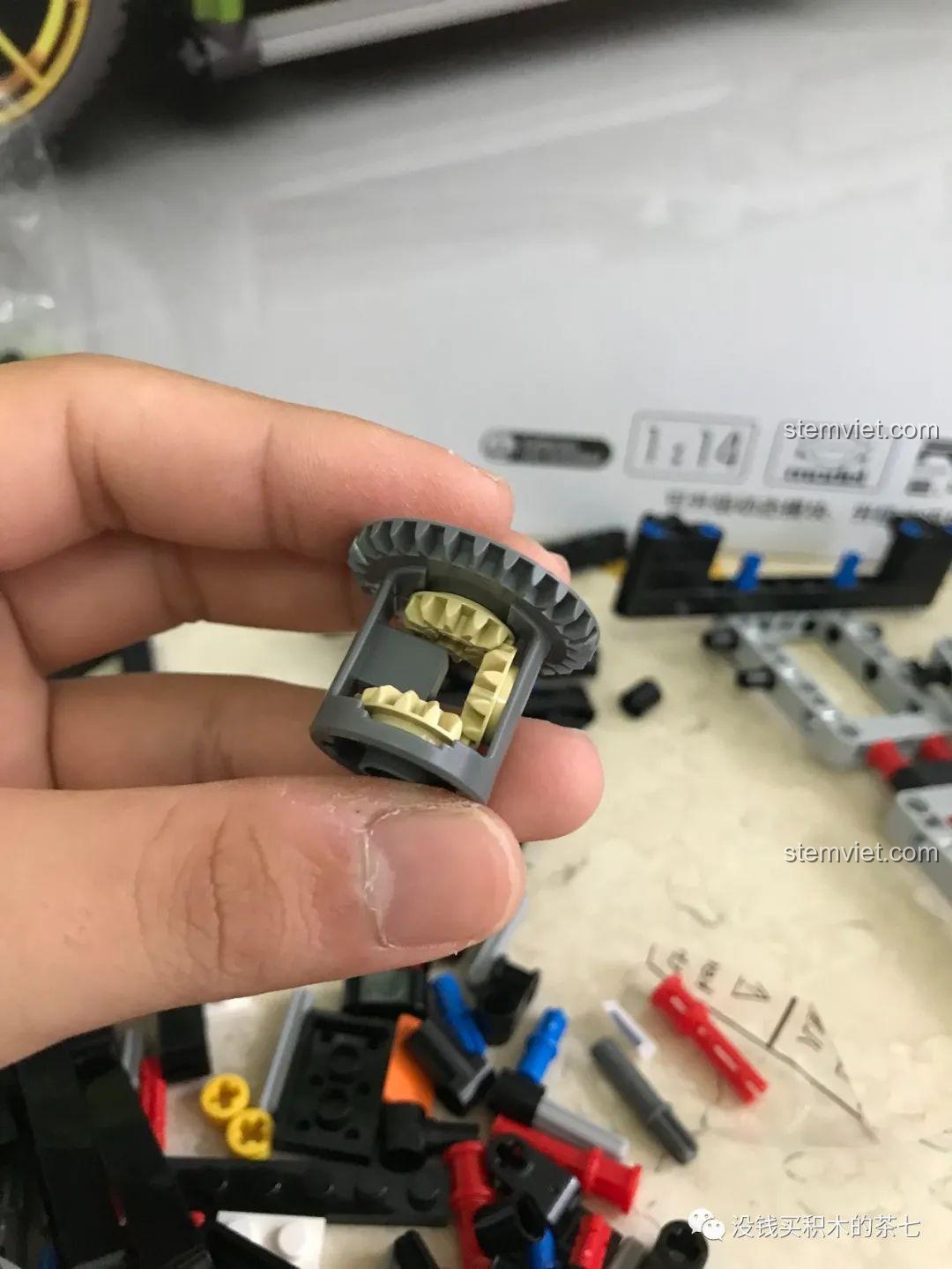 Trang đầu sách hướng dẫn đồ chơi mô hình Lamborghini Sián FKP 37 Meiji Blocks 8600 với lời nhắc nhở thân thiện, phù hợp bé trai 6 tuổi, giá tốt