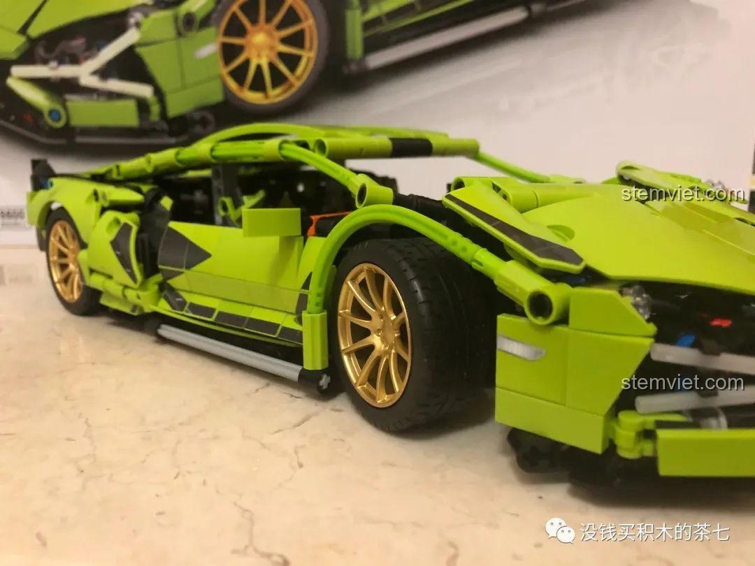 Tổng thể bộ lắp ráp Lamborghini Sián FKP 37 Meiji Blocks 8600 sau khi lắp bánh xe, phù hợp bé trai 6 tuổi, đáng tiền