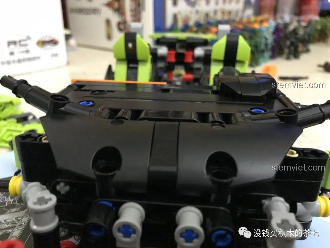 Nội thất tổng thể của bộ khối lắp ghép Siêu xe Lamborghini Sián FKP 37 Meiji Blocks 8600, sẵn sàng cho việc lắp vỏ ngoài, phù hợp bé trai 6 tuổi, chất lượng cao