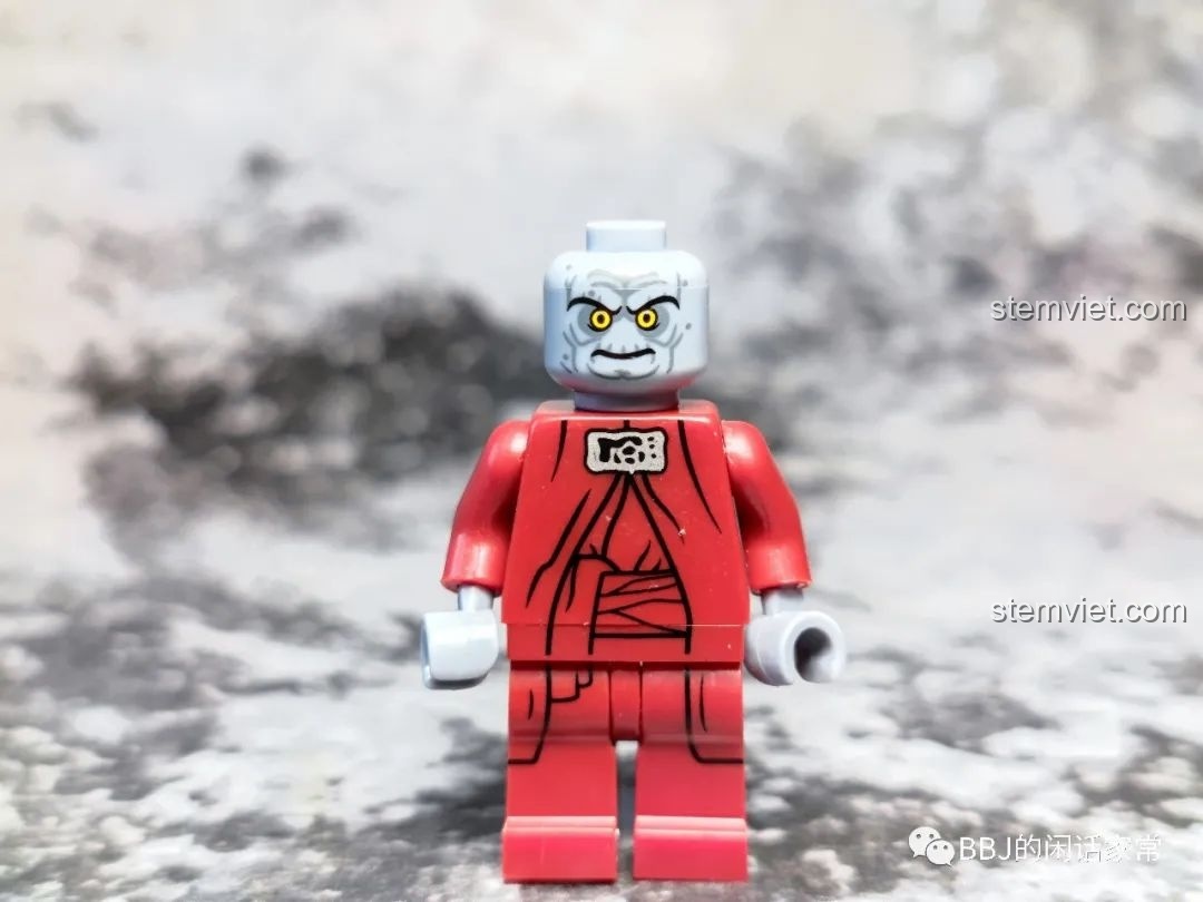 Minifigure Hoàng đế Palpatine KORUIT KT1052 Star Wars với áo choàng Sith và biểu cảm đáng sợ.