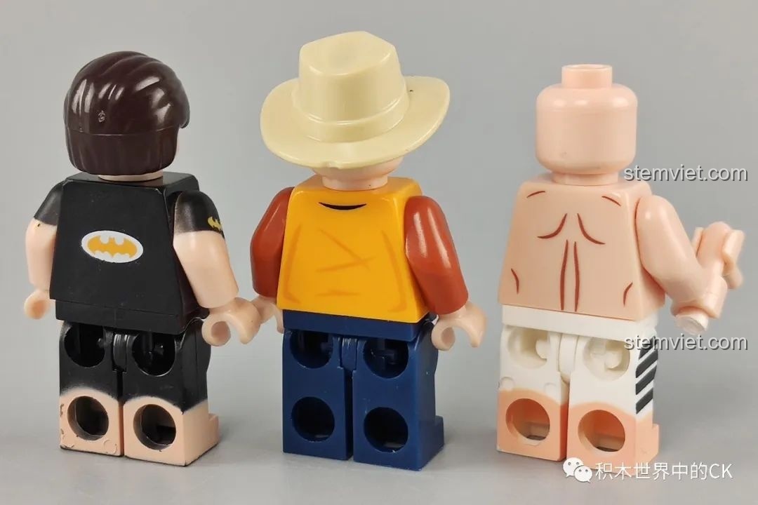 Mô hình UrGe UG-10182 Khách sạn Cuba hoàn chỉnh cùng với 6 minifigures đi kèm. Trải nghiệm UrGe UG10182.