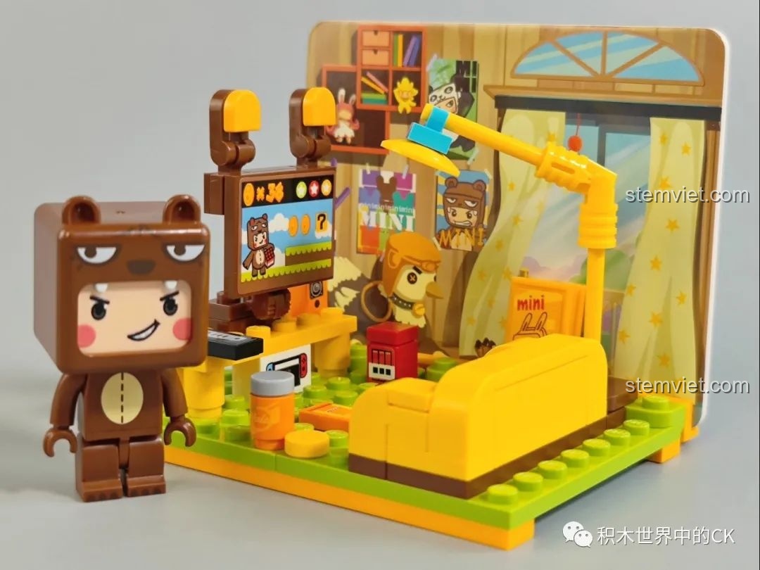 Mô hình Nhân vật Bear Boy chơi game hoàn chỉnh từ bộ lắp ghép Keeppley 72019.