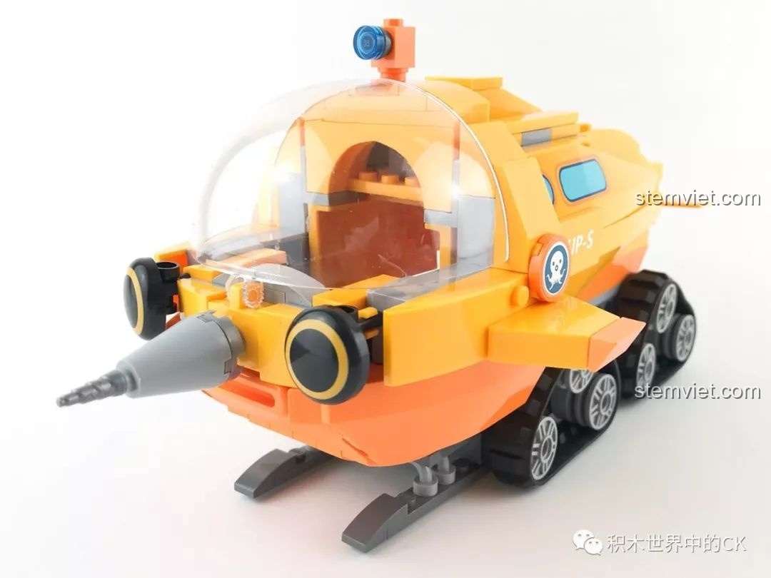 Góc nhìn khác của mô hình Tàu Độc Giác Kình GUP-S sau khi lắp ráp xong, sản phẩm của QMAN.