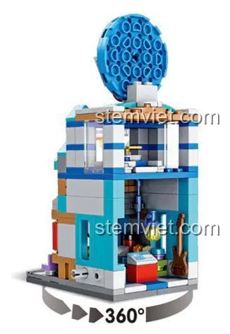 Mặt sau của bộ xếp hình Doraemon phiên bản Chibi 657041, cho thấy các chi tiết nội thất bên trong cửa hàng.