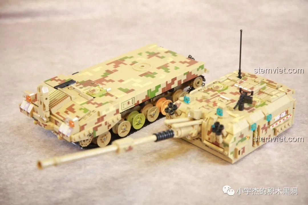 Các túi chi tiết của bước lắp ráp số 7, hoàn thiện nòng pháo và các chi tiết cuối cùng.