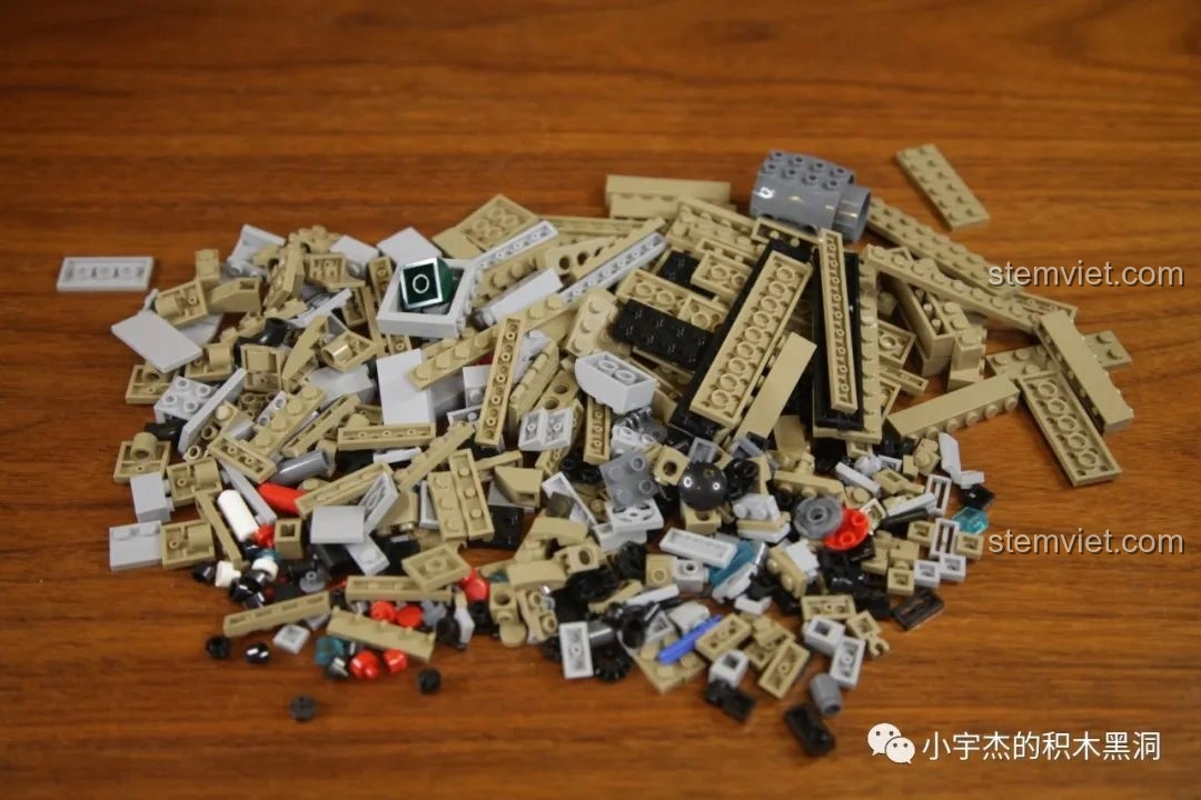 Toàn bộ mảnh ghép từ túi số 1 của bộ lắp ráp PanlosBrick 632010 Xe Tăng Chiến Đấu Chủ Lực M1A2 Abrams.