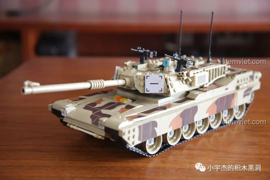 Cận cảnh 5 minifigures đi kèm bộ lắp ráp PanlosBrick 632010 Xe Tăng Chiến Đấu Chủ Lực M1A2 Abrams.