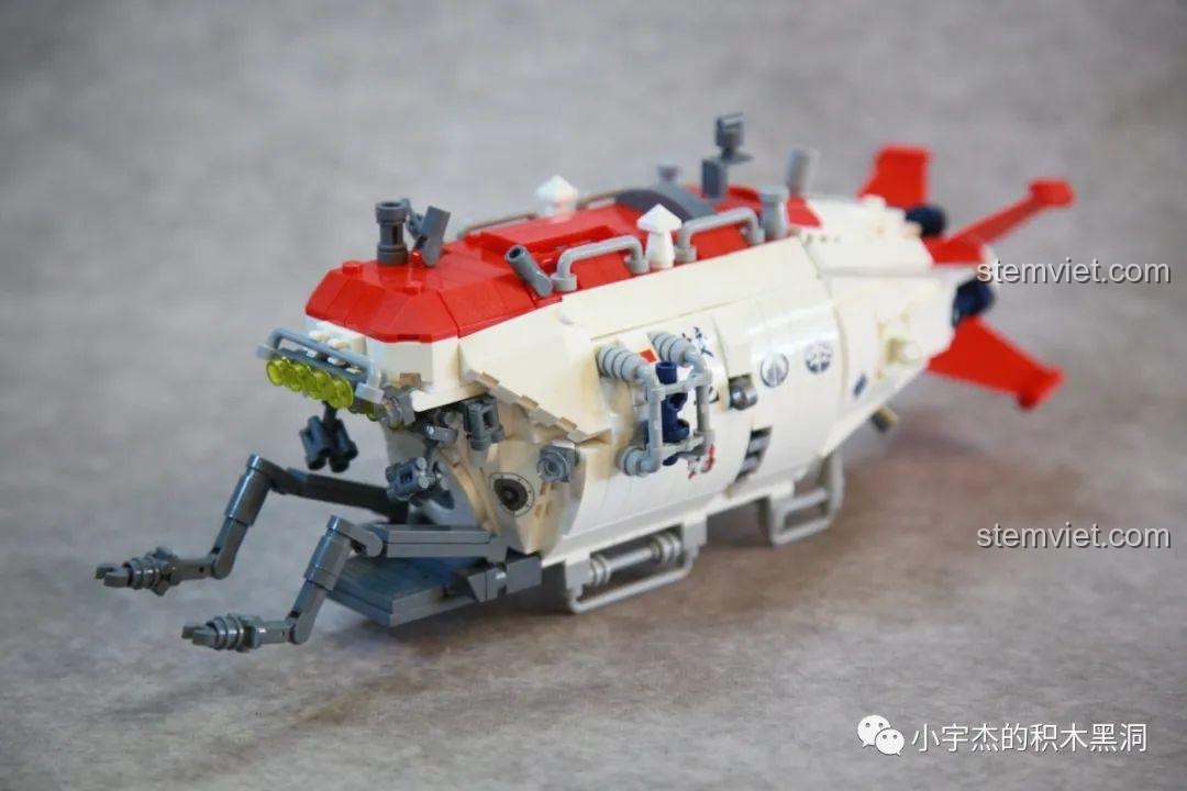 Mô hình hoàn chỉnh của đồ chơi mô hình PanlosBrick 688009 Tàu lặn Giao Long số 1, chi tiết cao