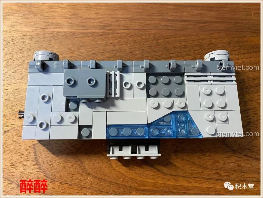 Mô hình đồ chơi lắp ráp PanlosBrick Thành phố thu nhỏ Hồng Kông hoàn chỉnh, với những tòa nhà chọc trời đặc trưng.