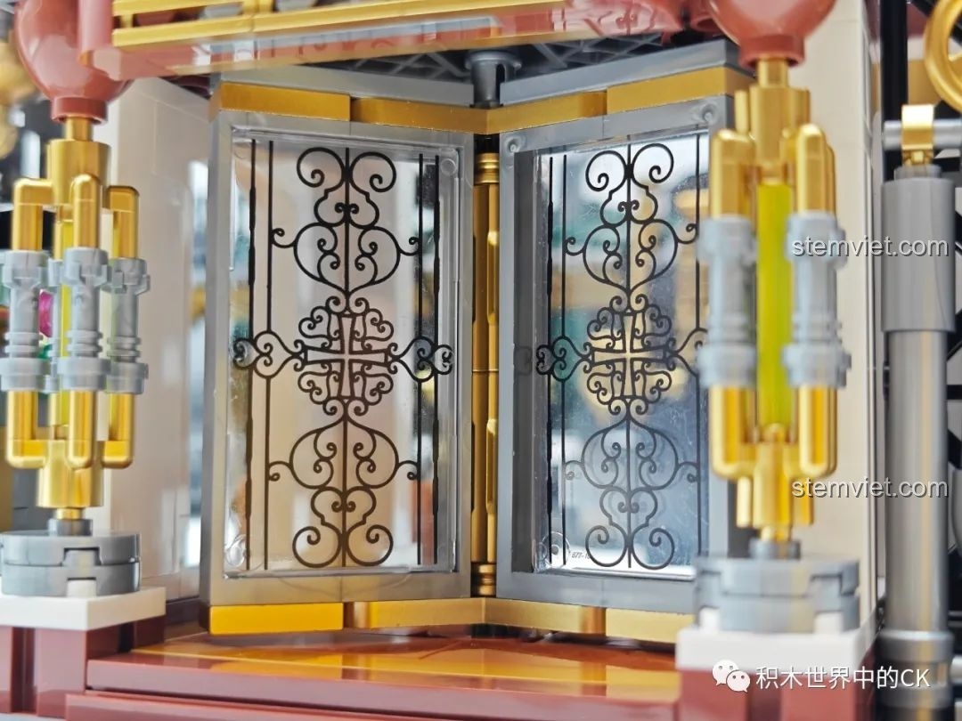 Cận cảnh cấu trúc cầu trên cao và đường ray của Ga Tàu Hơi Nước Phong Cách Steampunk Pantasy 85007.