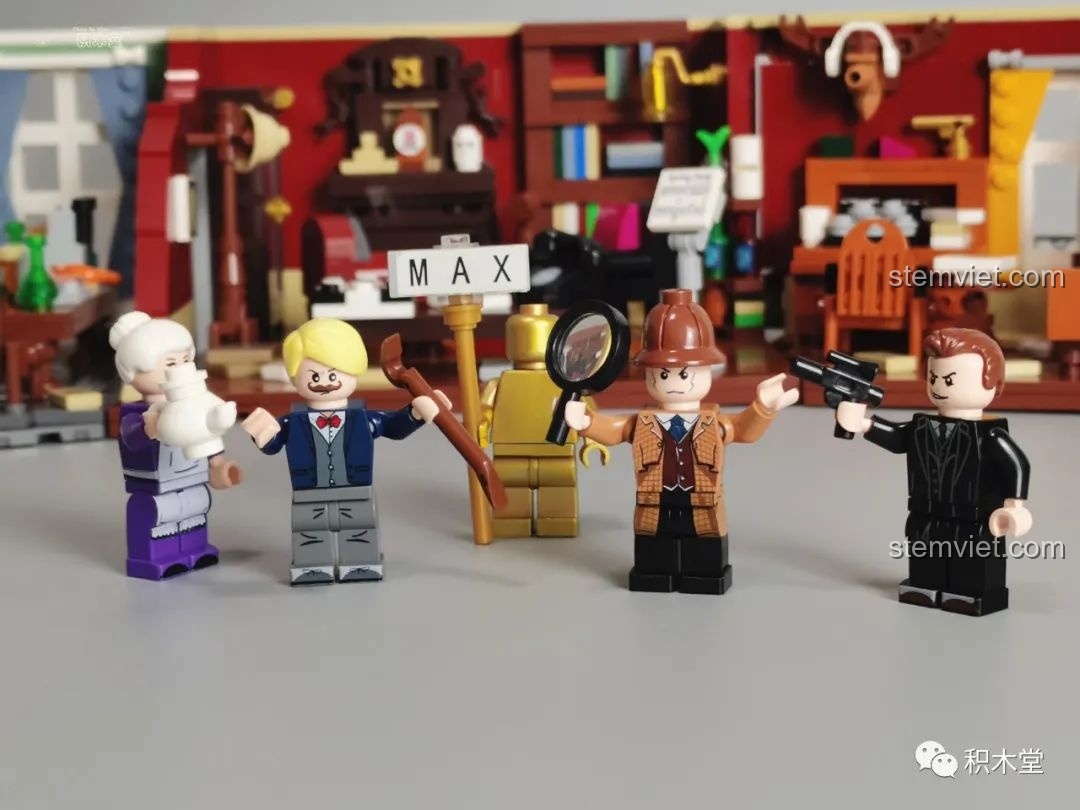 Chi tiết các mảnh ghép màu vàng được phun mạ.