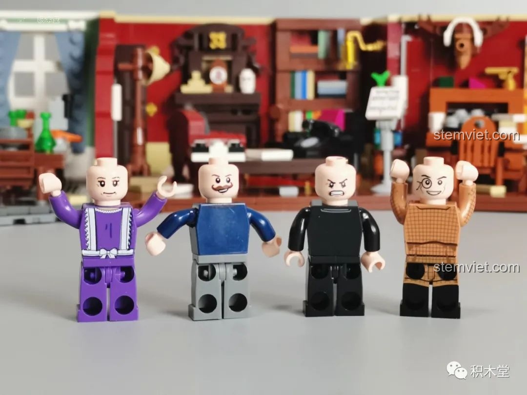 Chi tiết các mảnh ghép màu vàng được phun mạ.