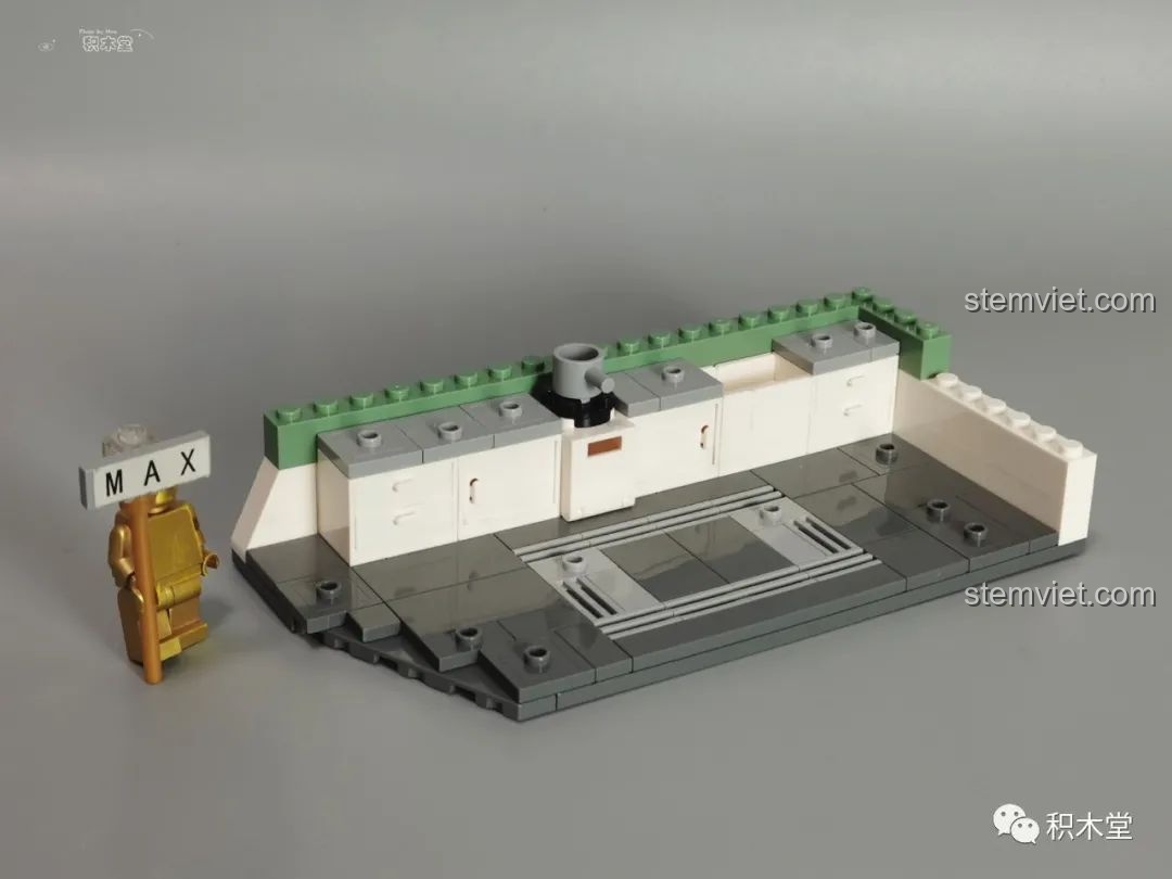 Quá trình lắp ráp khu vực bên phải của bộ Pantasy 86218.