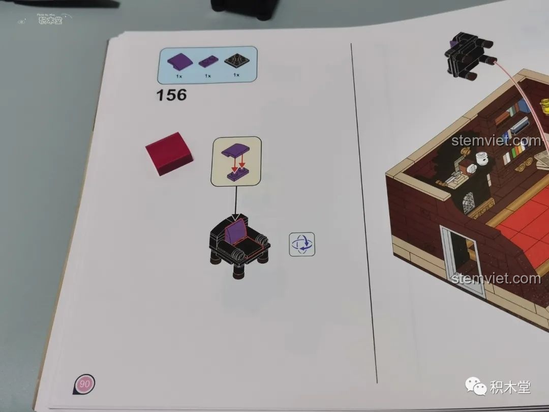 So sánh bộ lắp ráp Sherlock Holmes với bộ Iron Man của Pantasy.