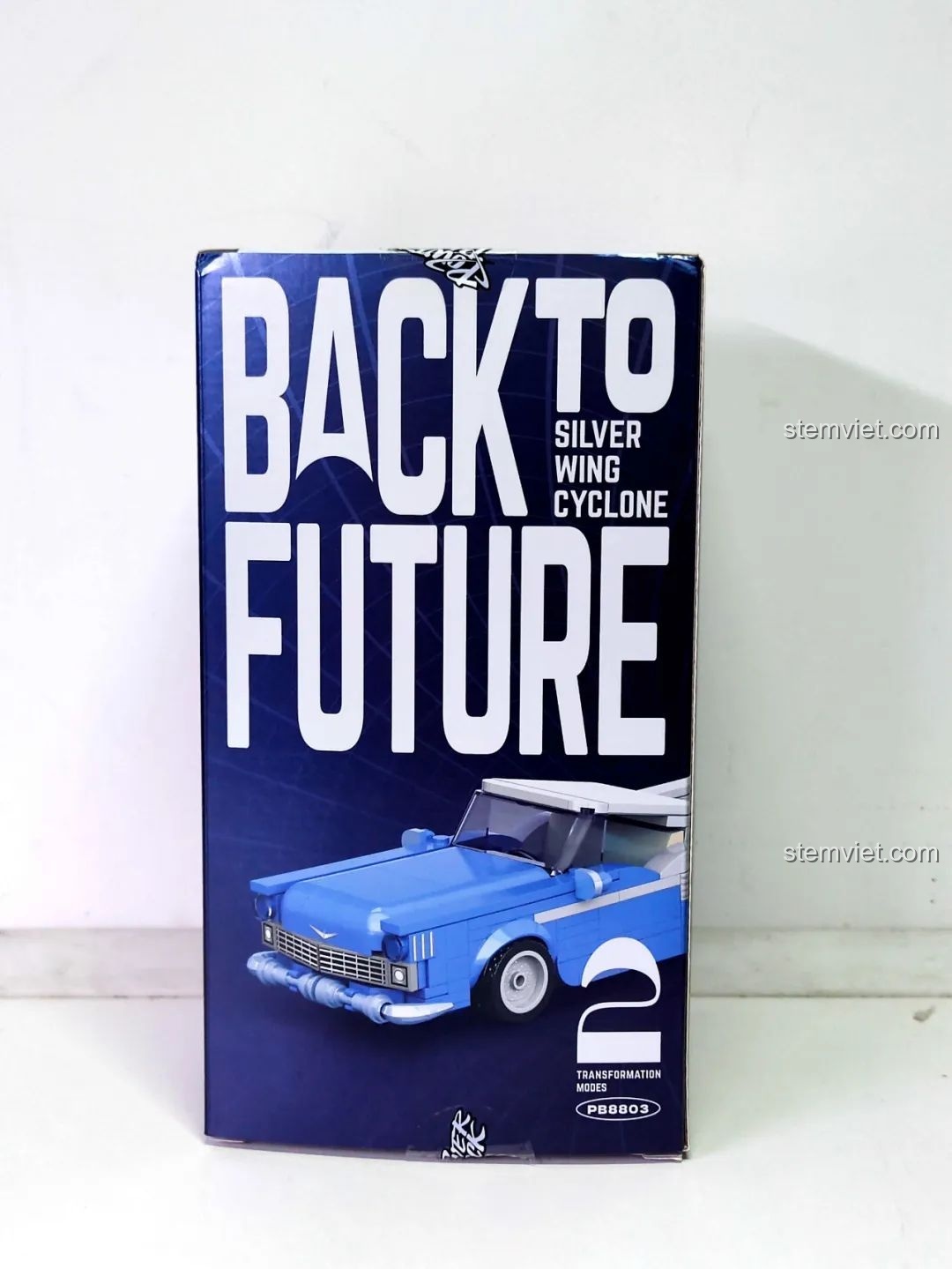 Ảnh 3 của bộ lắp ráp Pinbo PB8803 Mô Hình Xe Khoa Học Viễn Tưởng, cận cảnh hộp sản phẩm chính.