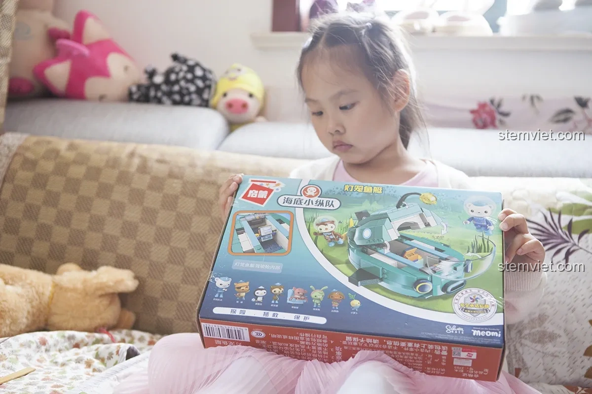 Hộp đồ chơi mô hình Phương tiện thám hiểm đại dương QMAN 3702, quà tặng lý tưởng cho bé trai 6 tuổi.