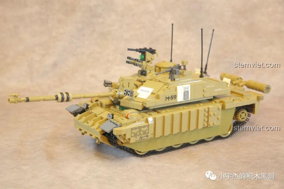 Mô hình Pháo Phòng Không Type 09 hoàn chỉnh và 5 minifigures, một món quà tuyệt vời cho bé trai.