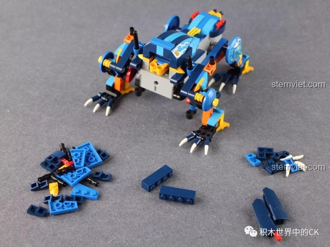 Hoàn thiện phần chân và thân của Rồng Sét Mould King 13018, sẵn sàng cho các bước tiếp theo.