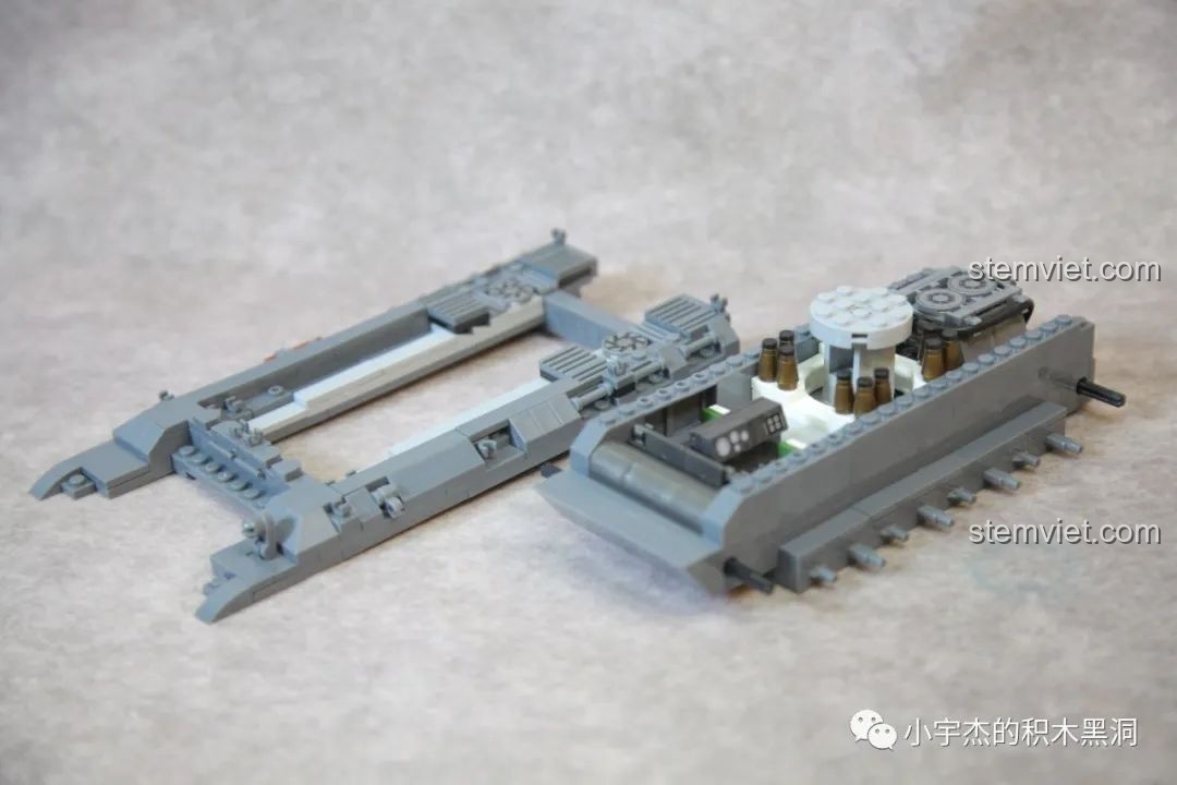 Lắp ráp giáp sườn dạng module của xe tăng Panther QUANGUAN 100246.