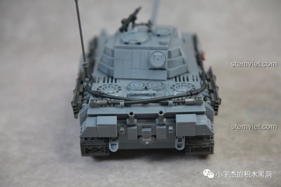 4 minifigures lính Đức đã lắp ráp hoàn chỉnh từ bộ QUANGUAN 100246 Xe Tăng Panther Đức Thế Chiến II.