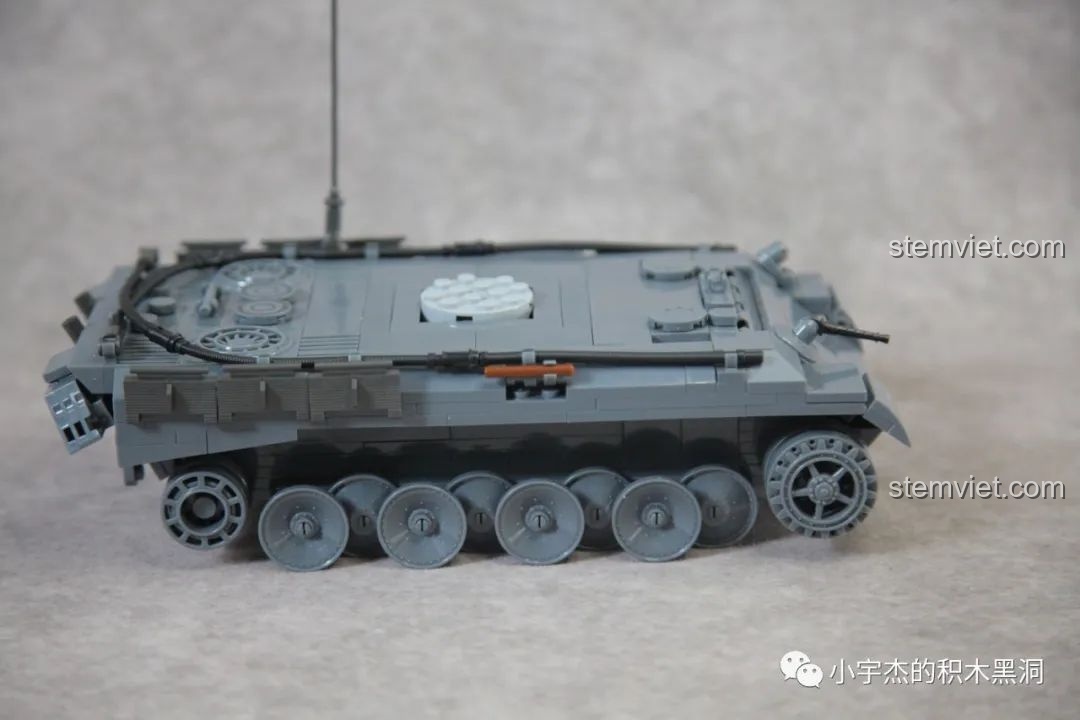 Cận cảnh nòng pháo của xe tăng Panther QUANGUAN 100246, sử dụng mảnh ghép mới.