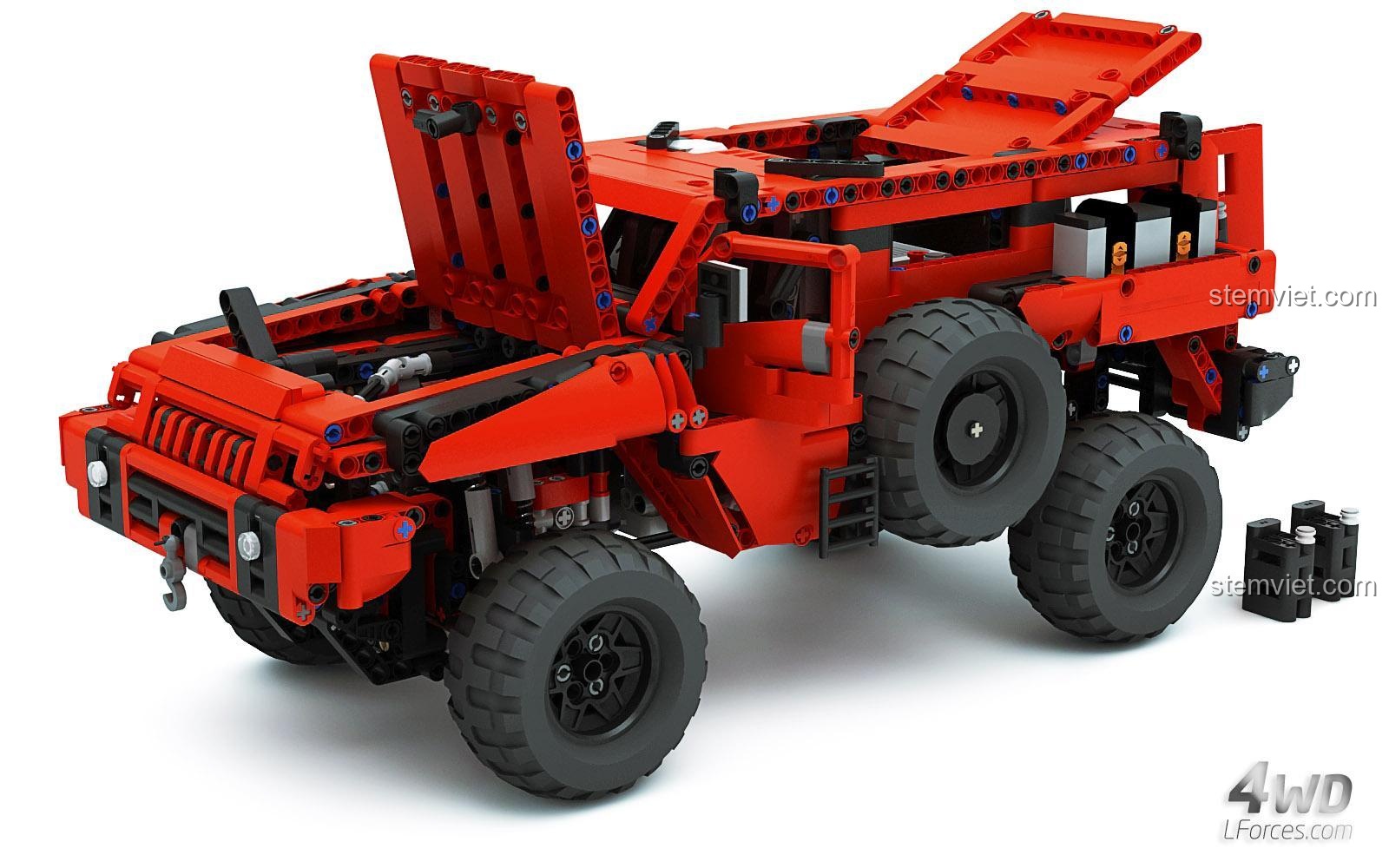 Mô hình đồ chơi lắp ghép Xe quân sự Marauder MOC4731 với nắp capo và thùng sau đang mở, để lộ các chi tiết cơ khí bên trong.