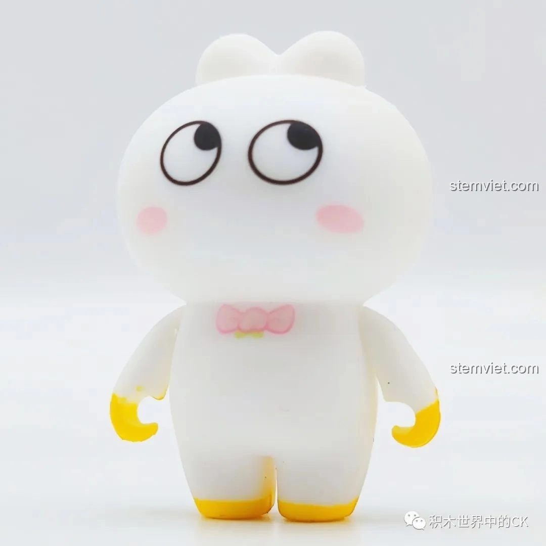 Mặt sau của minifigure KIKI trong bộ đồ chơi Wekki 506050 Cửa hàng trà sữa So Vitality.