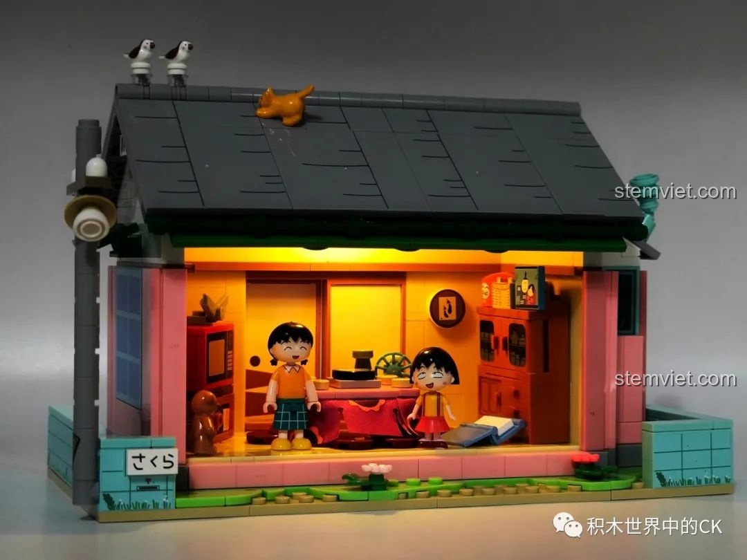 Mô hình bộ lắp ghép Wekki 516413 Phòng khách của Maruko có đèn LED sáng, tạo hiệu ứng ấm cúng.