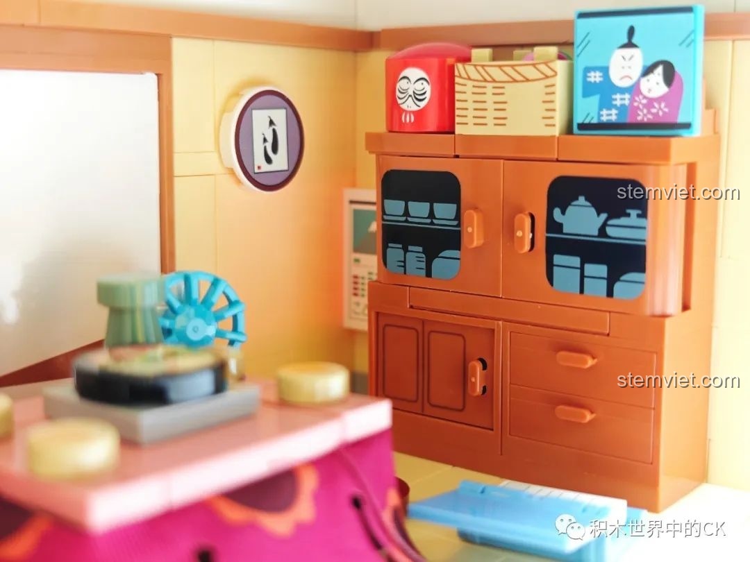 Chi tiết tủ đồ truyền thống Nhật Bản trong phòng khách của mô hình Wekki 516413 Phòng khách của Maruko.