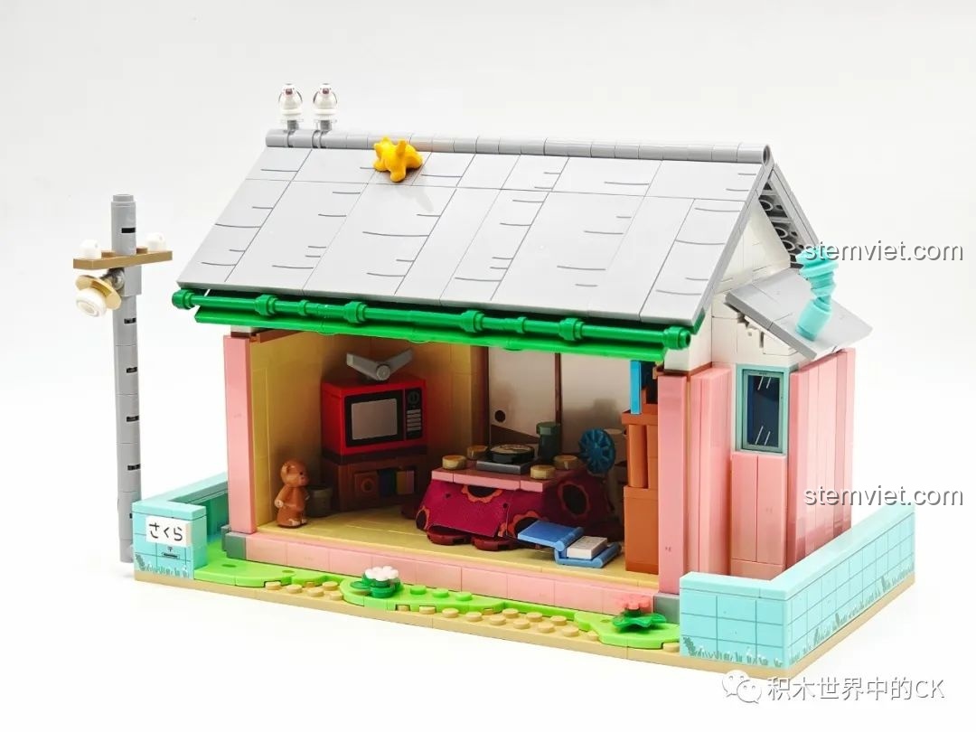 Mô hình hoàn chỉnh của bộ lắp ghép Wekki 516413 Phòng khách của Maruko, nhìn từ góc nghiêng.