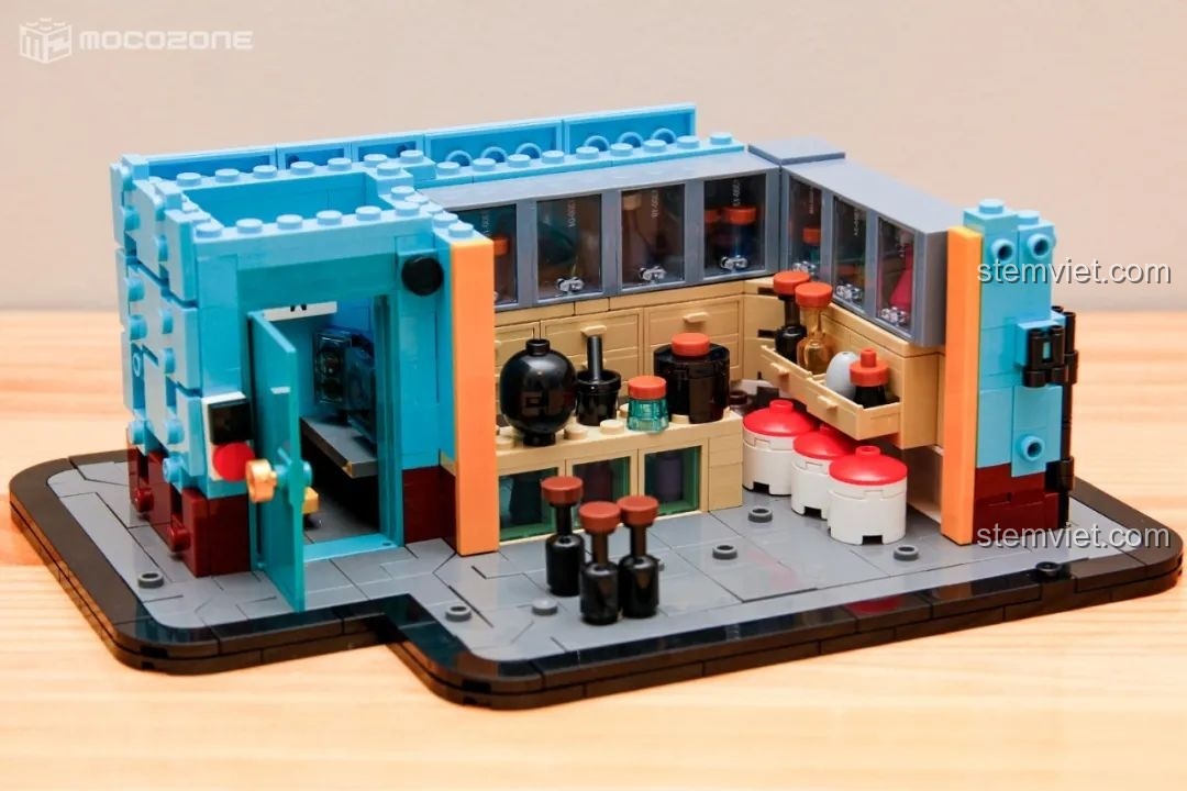 Chi tiết nội thất của phòng khám trong bộ BrickCool KS001, với tủ thuốc, bình chứa và thiết bị y tế, thể hiện sự phức tạp của cơ sở y tế Cyberpunk.